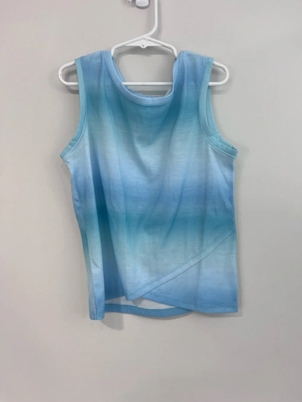 Old Navy Girls Athletic Circle Skater Skort with tank top  Girls 8